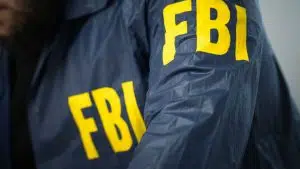 Agente do FBI, agência de investigação americana. bitcoin criptomoedas blockchain criptoativos