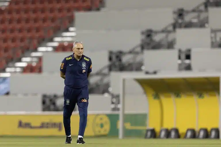 Treino da Seleção Brasileira no centro de treinamento em Doha. Tite. Lucas Figueiredo/CBF