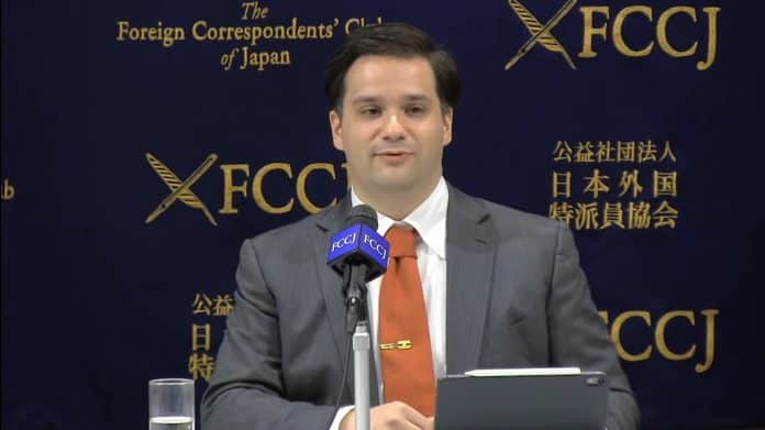 Mark Karpelès, fundador da extinta Mt. Gox. Fonte: YouTube/Reprodução.
