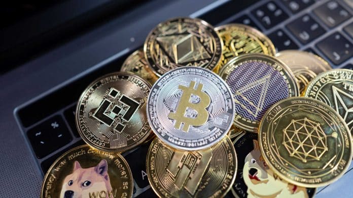Bitcoin e outras criptomoedas.