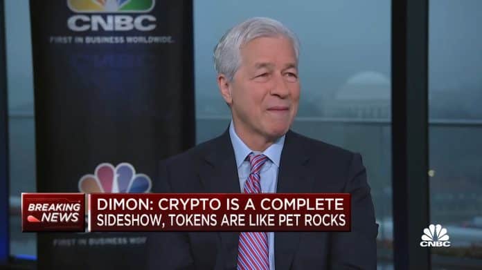 Jamie Dimon, CEO do JPMorgan, em entrevista à CNBC. Fonte: YouTube/Reprodução.