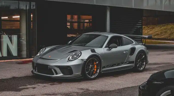 Porsche prata