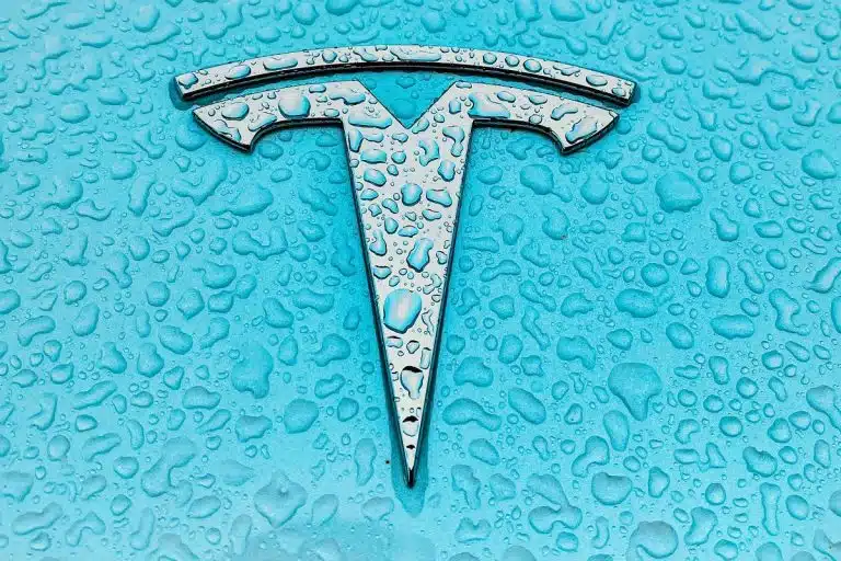 Símbolo da Tesla