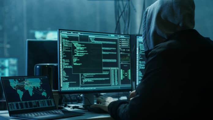 Hacker de criptomoedas.