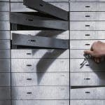 Portas de cofre destrancadas