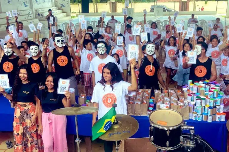 Projeto Bitcoin Beach Brasil organizou carnaval 2023 e registrou recorde de pagamentos com moeda