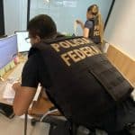 Agentes da PF cumprindo mandados da Operação Harvest
