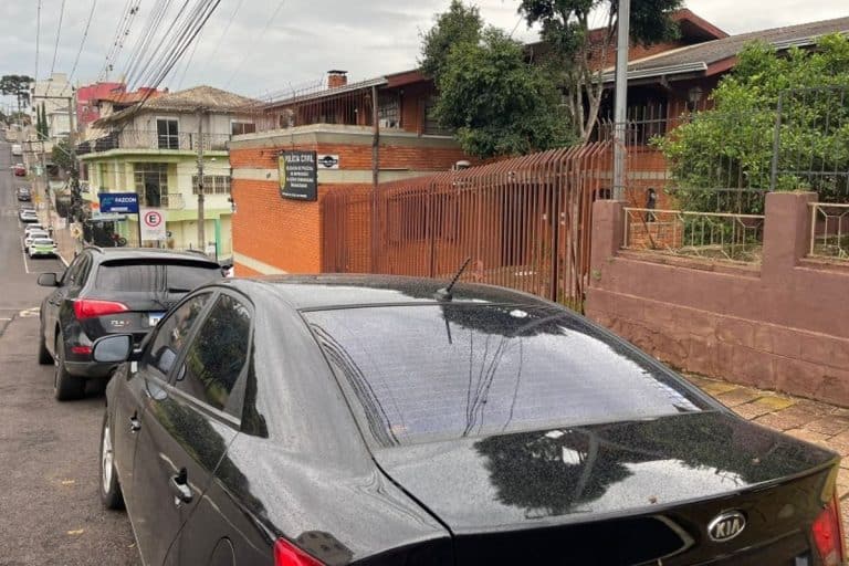 Polícia Civil apreendeu dois veículos em ação contra pirâmide de criptomoedas