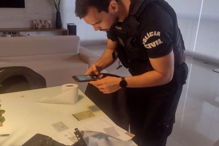 Polícia Civil de Goiás desmantela pirâmide de criptomoedas em Goiânia