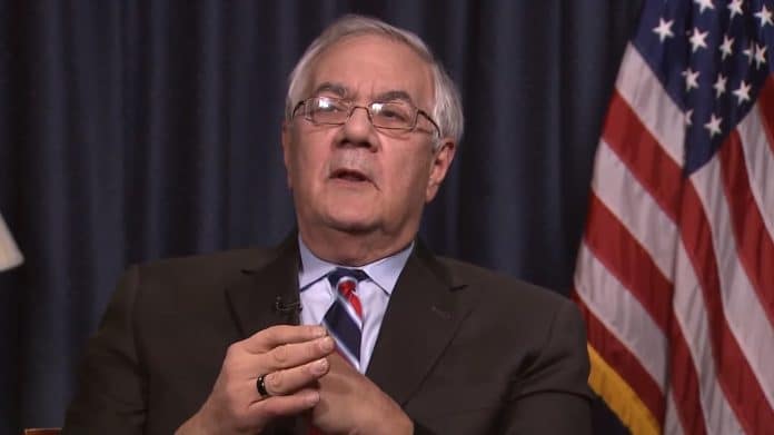 Barney Frank, responsável pela Lei Dodd-Frank. Reprodução.