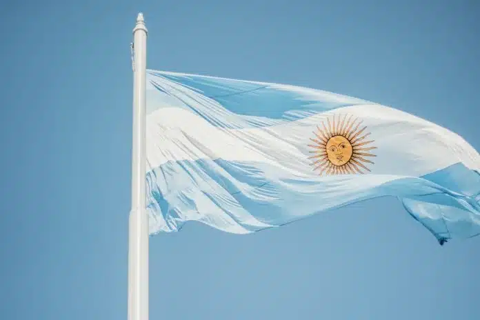 Bandeira da Argentina com fundo azul