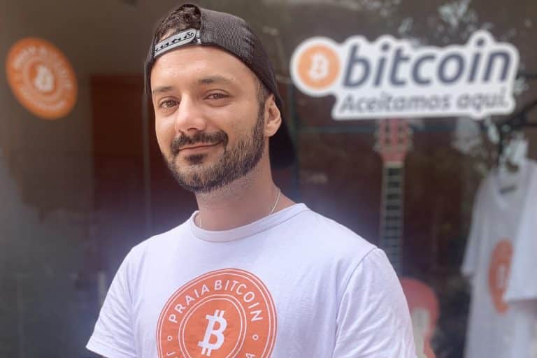 Lucas Leiva ajudou projeto Bitcoin Beach em Jericoacoara por alguns meses e resolveu implementar projeto em sua cidade natal, São Tomé das Letras