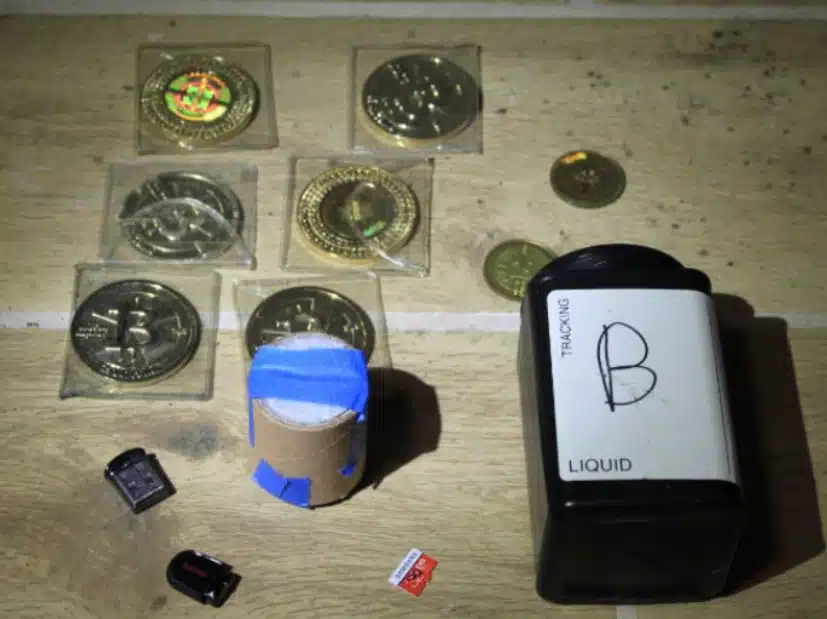 moedas físicas de bitcoin de James Zhong