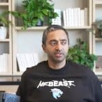 Chamath Palihapitiya falando sobre criptomoedas no All-in Podcast. Fonte: YouTube/Reprodução.