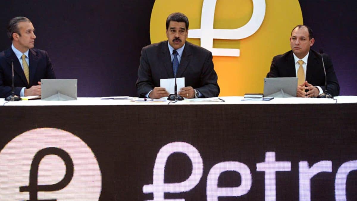 Governo de Maduro apresenta a Petro, criptomoeda estatal da Venezuela