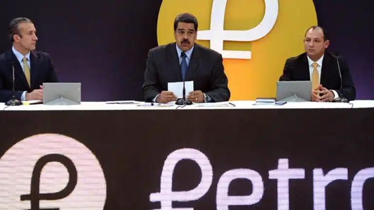 Governo de Maduro apresenta a Petro, criptomoeda estatal da Venezuela