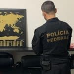 Policia Federal cumprindo mandados na Operação Ilha da Fantasia