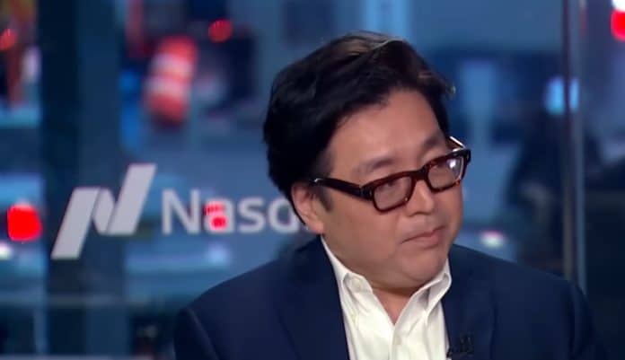 Tom Lee, chefe de pesquisa da Fundstrat. Fonte: CNBC/Reprodução.