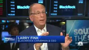 Larry Fink, CEO da BlackRock. Fonte: YouTube/CNBC.