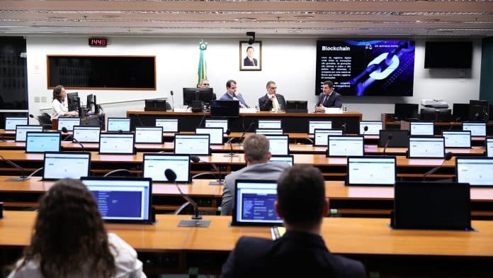 Audiência Pública em CPI das Pirâmides Financeiras de Criptomoedas no dia 8 de agosto de 2023
