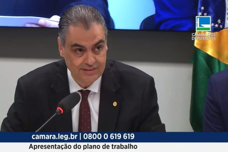 Deputados apresentam o plano de trabalho de Comissão Especial de Direito Digital