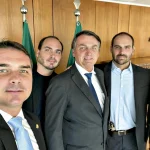 JAIR-BOLSONARO-FILHOS-2022-01