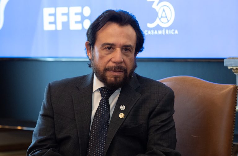 Félix Ulloa - vicepresidente de El Salvador (Imagem: Casa de América / Flickr)