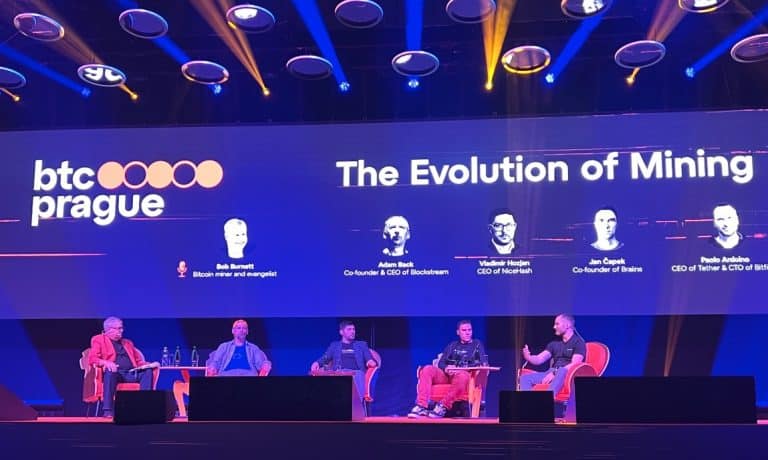 Paolo Ardoino, CEO da Tether, na BTC Prague. Fonte: Bitfinex/Redes sociais.