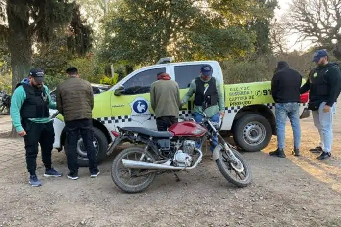 Polícia da Argentina prendeu três pessoas foragidas, uma delas tinha o apelido de Bitcoin