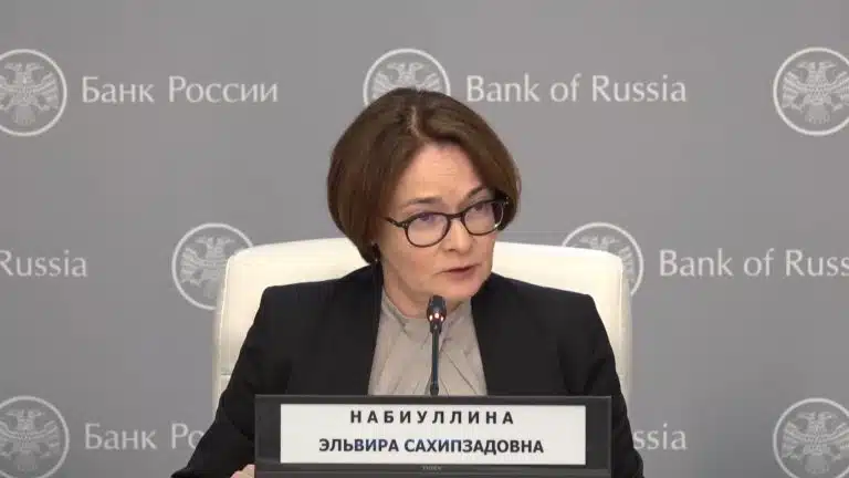 Elvira Nabiullina, governadora do Banco Central da Rússia. Fonte: YouTube/Reprodução.