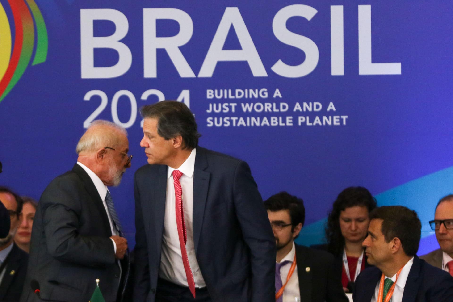 Brasília, DF 13/12/2023 O presidente Luiz Inácio Lula da Silva abre a sessão conjunta da Trilha de Sherpas e de Finanças do G20, no Palácio Itamaraty. O ministro da Fazenda, Fernando Haddad, e o presidente do Banco Central, Roberto Campos Neto, participaram do encontro.Foto: Fabio Rodrigues-Pozzebom/ Agência Brasil