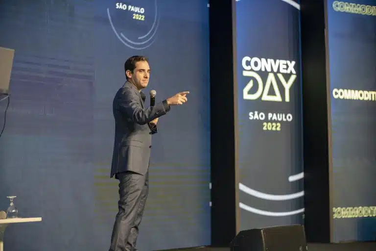 Richard Rytenband em evento analista do bitcoin e criptomoedas