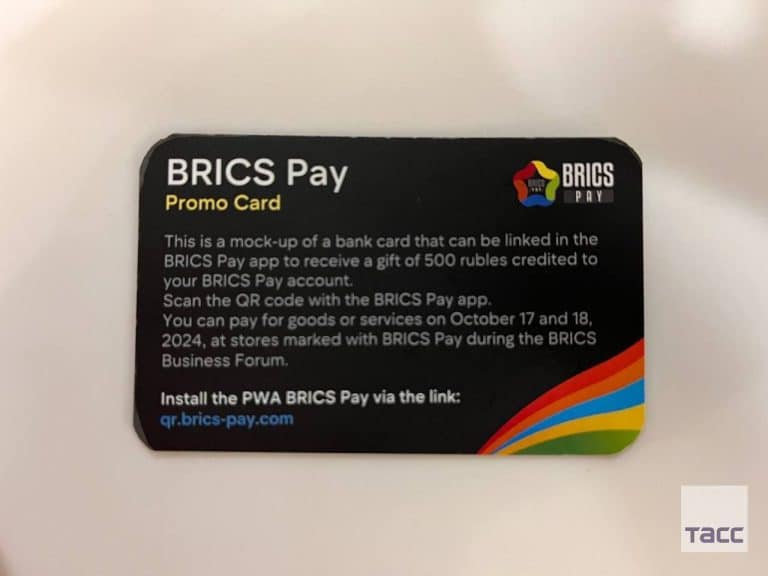 BRICS Pay recebe demo para apresentação durante evento, onde pessoas podiam consumir com saldos de cartões para realizar testes