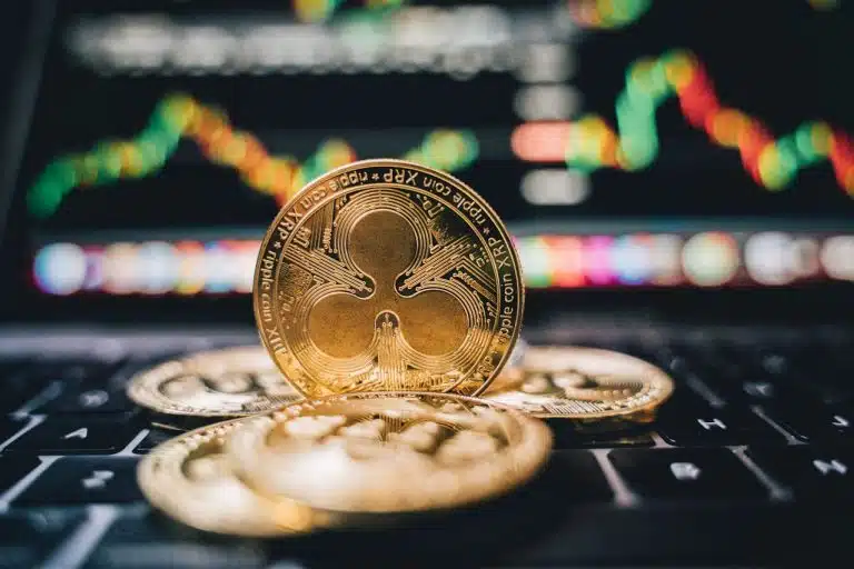 Criptomoeda simbólica com imagem da XRP Ripple alta dólar