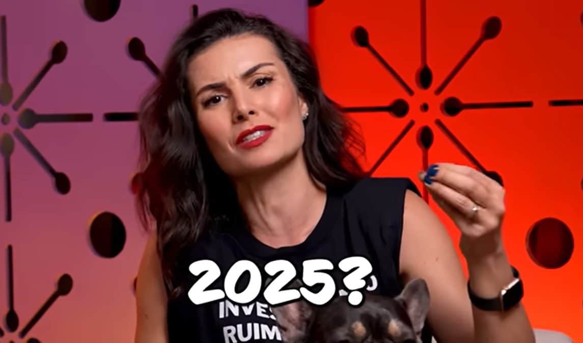 Nathalia Arcuri, apresentadora do Me Poupe, falando sobre oportunidades com criptomoedas para 2025