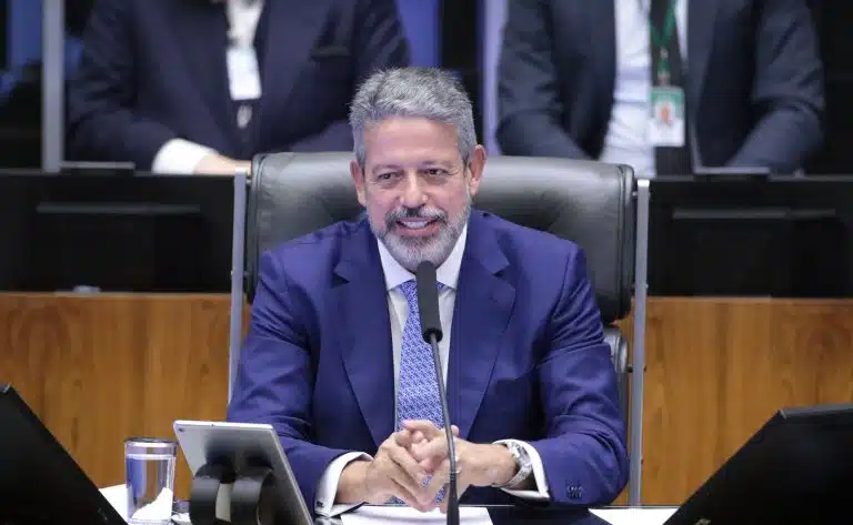 Presidente da Câmara dos Deputados, Arthur Lira (PP - AL) em sessão no dia 19 de dezembro de 2024