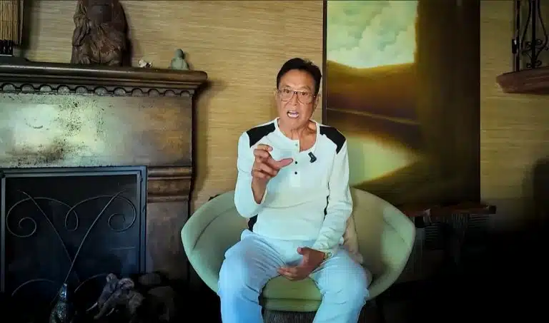 Robert Kiyosaki falando sobre invetimentos em sua casa. - Foto: Youtube.