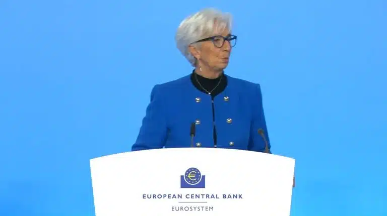 Christine Lagarde, presidente do Banco Central Europeu, falando sobre Bitcoin. Fonte: Reuters/Reprodução.