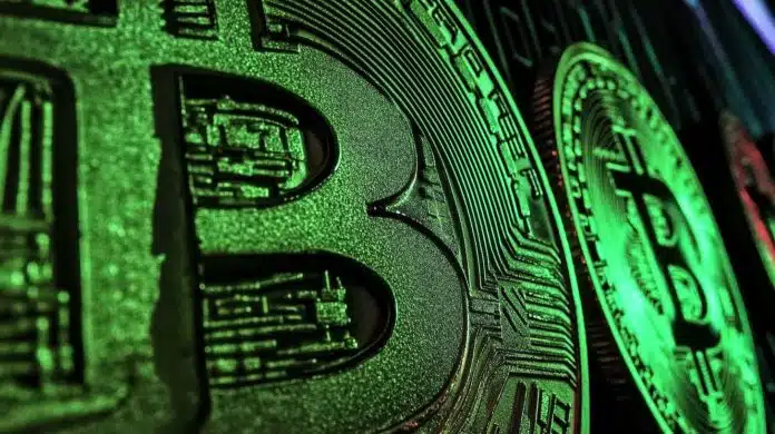 Bitcoin verde, símbolo de alta no mercado brasileiro