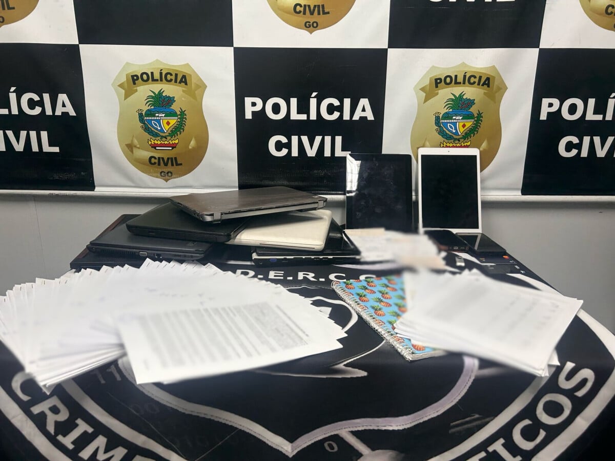 Polícia Civil do Goiás prende mulher que negociava criptomoedas com russos