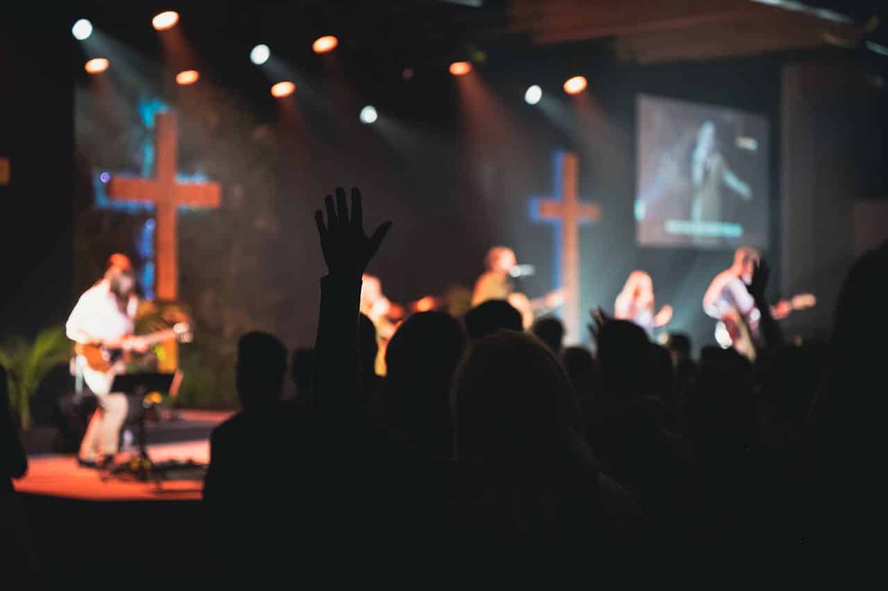 Dono de curso de criptomoedas na Hotmart acusa pastor de plagiar seu trabalho