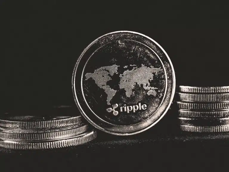 XRP com escala de cinza