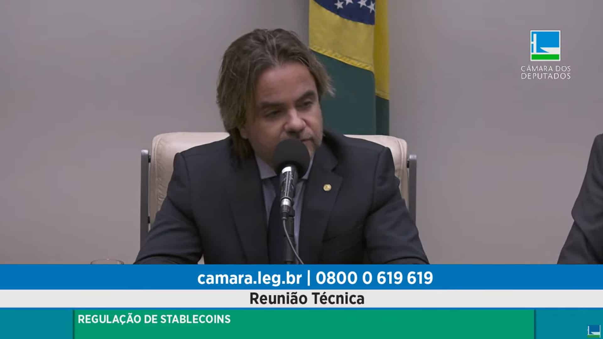 Eros Biondini, deputado federal autor do projeto de lei da reserva de bitcoin nacional