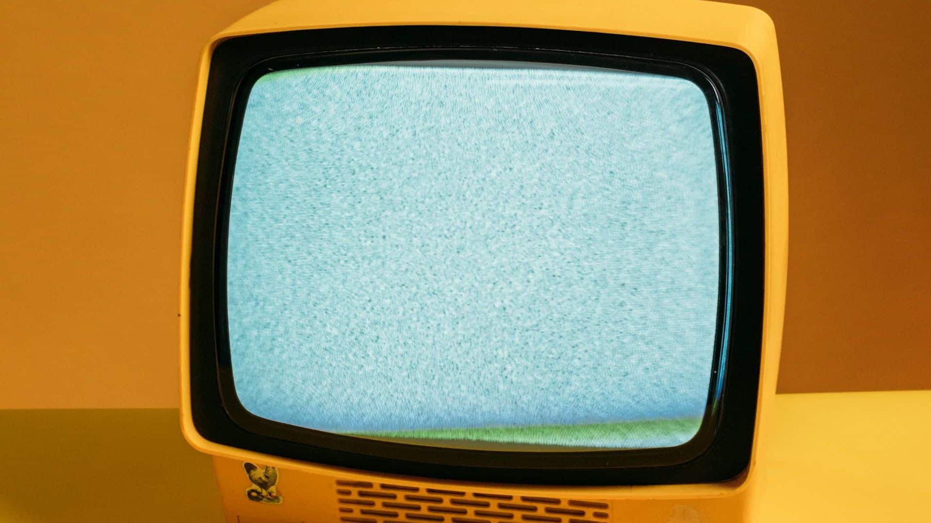 Televisão amarela