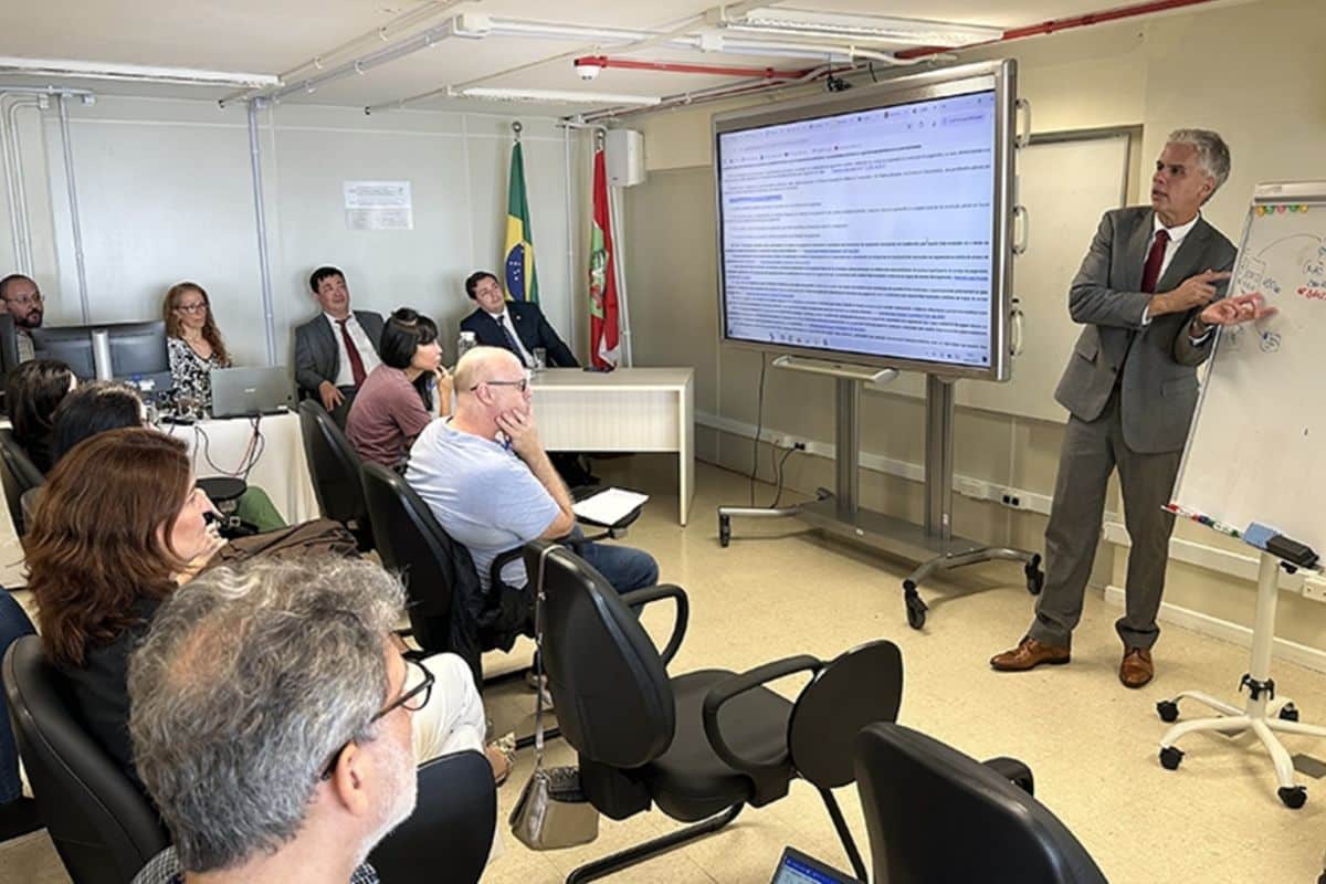 Treinamento do Tribunal de Justiça do Trabalho de Santa Catarina para servidores públicos