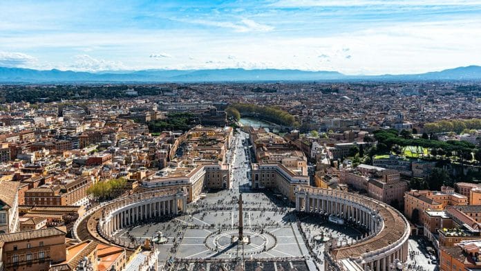 Cidade do Vaticano papa e criptomoedas
