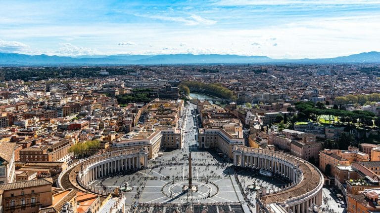 Cidade do Vaticano papa e criptomoedas
