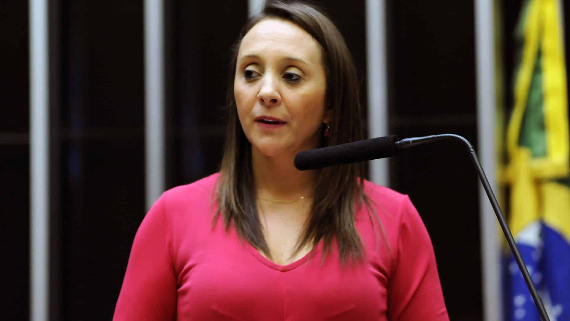 Renata Abreu (PODE - SP) bancões criptomoedas