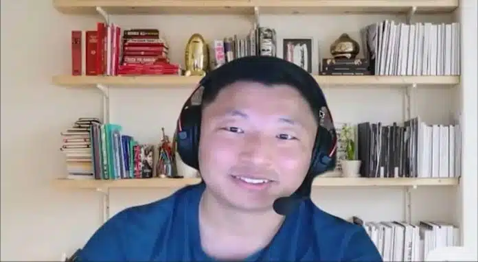 Hacker da Coreia do Norte em entrevista de emprego com a corretora Kraken. Fonte: Kraken/Reprodução.