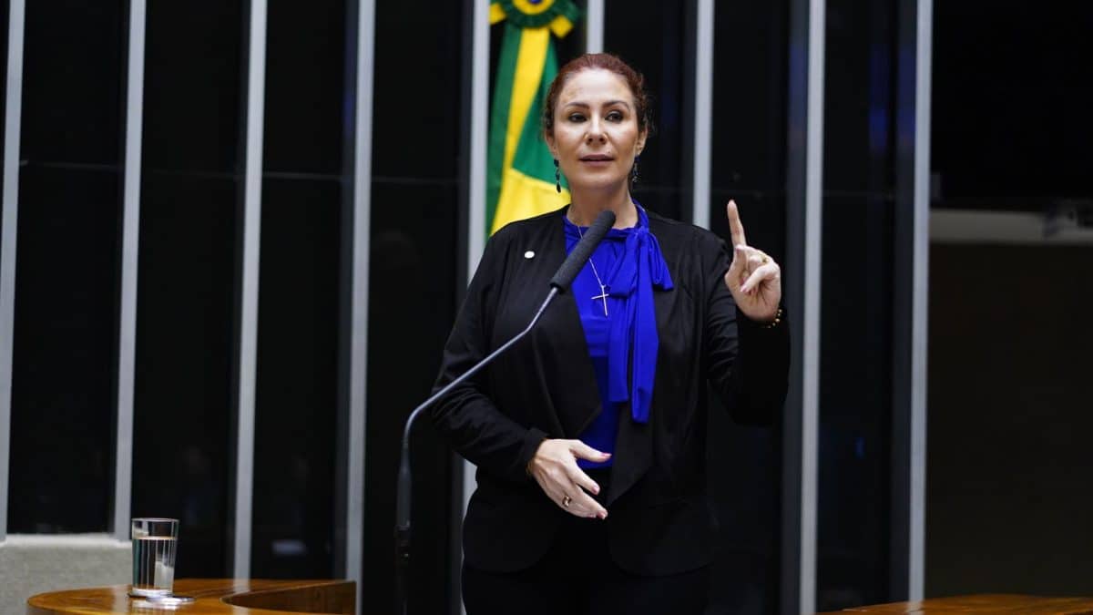 Dep. Carla Zambelli (PL-SP) criptomoedas STF